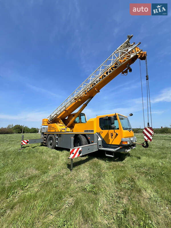 Liebherr LTM 1030 2004