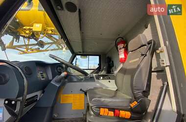 Автокран Liebherr LTM 1055/1 2004 в 