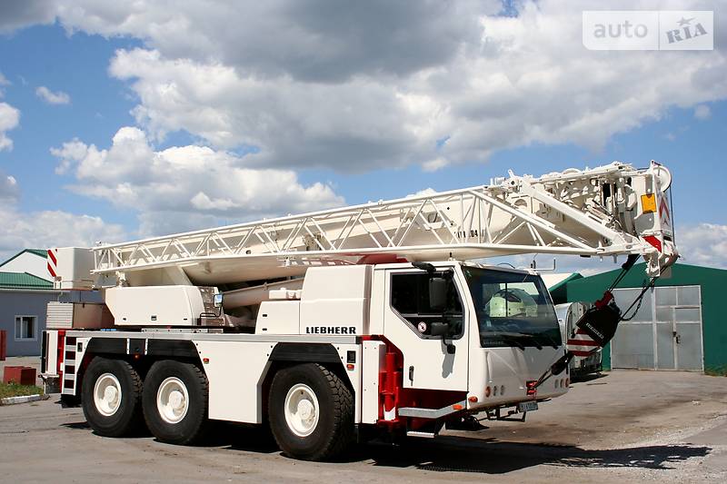 Автокран Liebherr LTM 2003 в Кременчуці