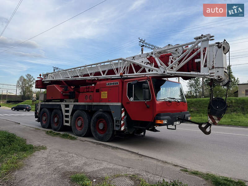 Автокран Liebherr LTM 2001 в Львові