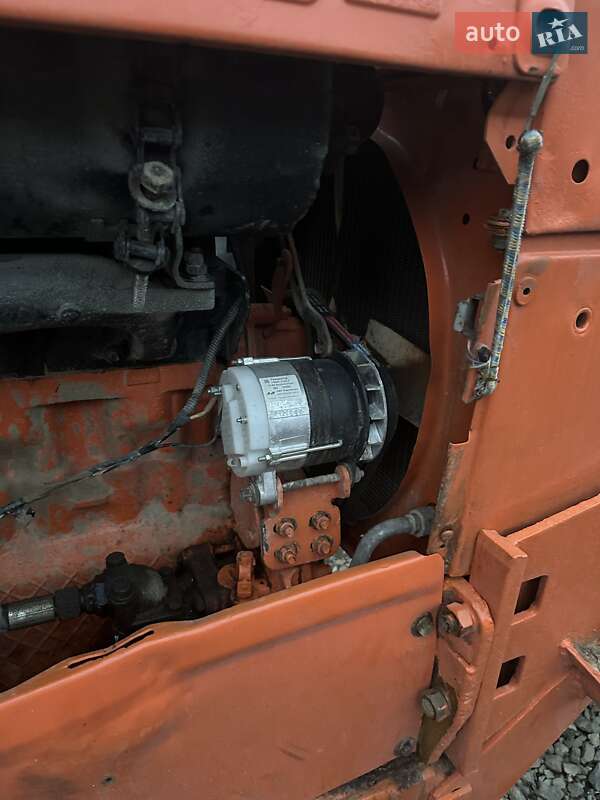 Бульдозер Liebherr T 1990 в Сторожинці