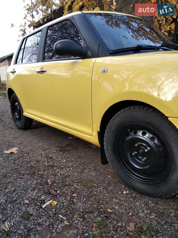 Хэтчбек Lifan 320 2011 в Борисполе