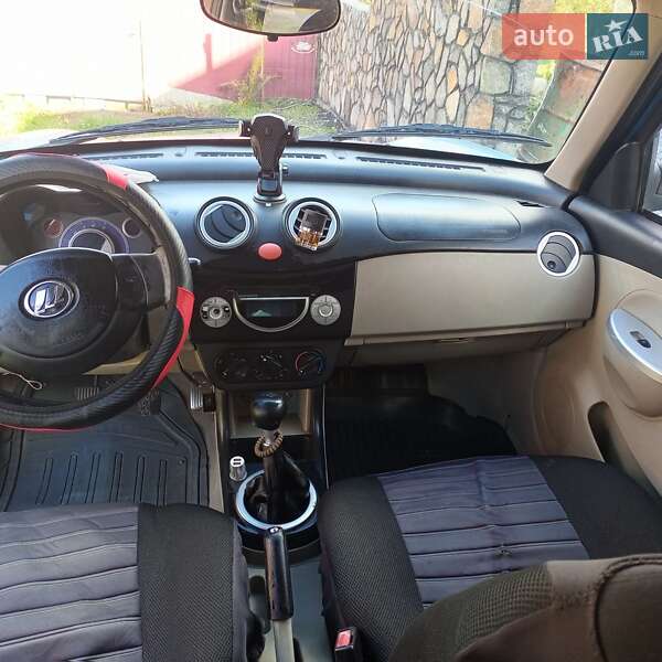 Хетчбек Lifan 320 2013 в Звягелі