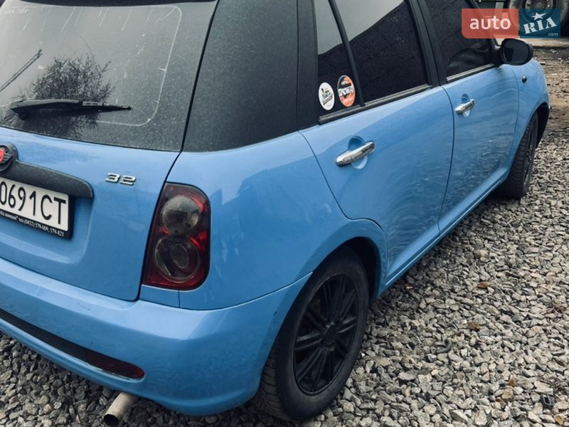 Хэтчбек Lifan 320 2011 в Виннице