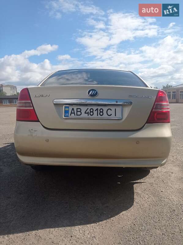 Седан Lifan 620 2011 в Тростянце