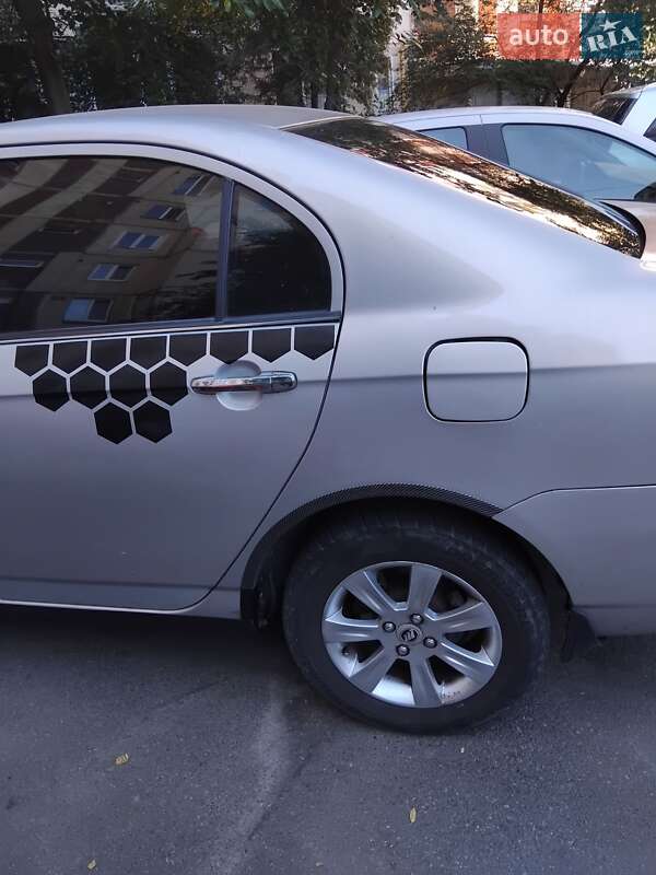 Седан Lifan 620 2012 в Киеве