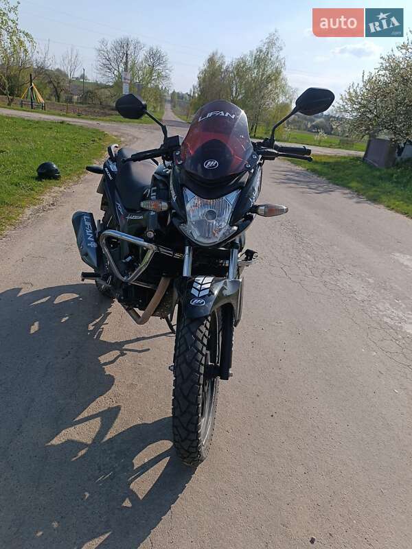 Мотоцикл Спорт-туризм Lifan KP 200 2023 в 