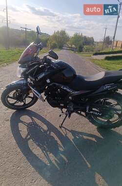 Мотоцикл Спорт-туризм Lifan KP 200 2023 в 