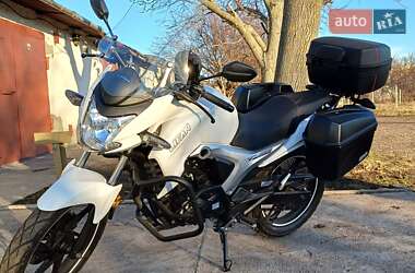 Мотоцикл Классик Lifan KP 200 2022 в 