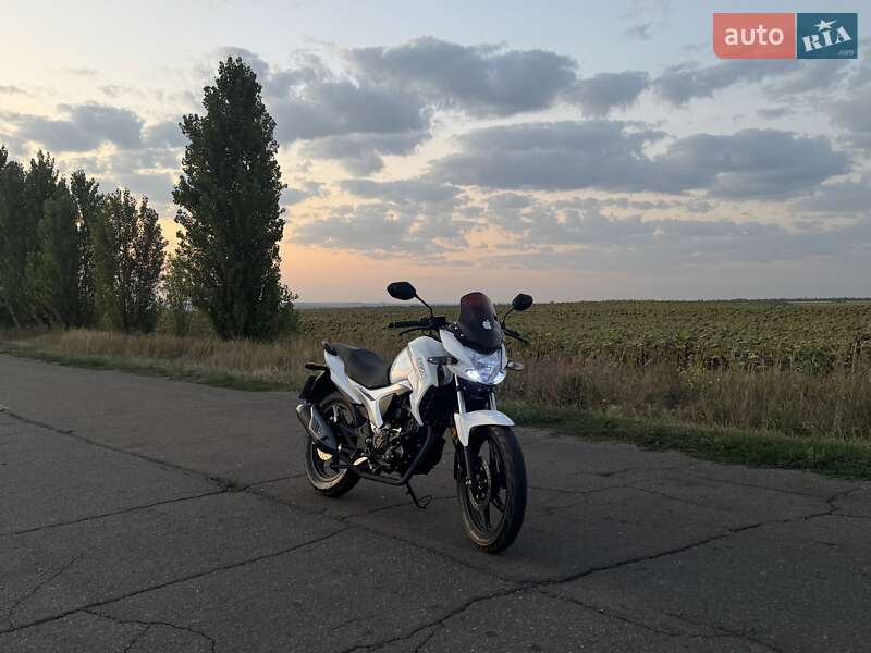 Мотоцикл Багатоцільовий (All-round) Lifan KP 200 2025 в Аджамці фото 4 Мотоцикл Багатоцільовий (All-round) Lifan KP 200 2025 в Аджамці