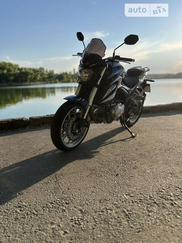 Мотоцикл Без обтекателей (Naked bike) Lifan KP 350 2021 в Кропивницком