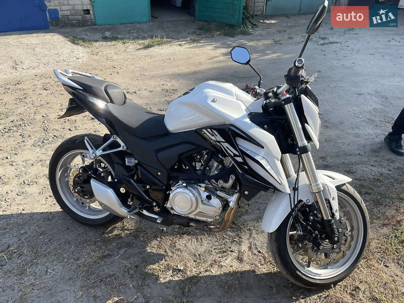 Мотоцикл Без обтекателей (Naked bike) Lifan KP 350 2020 в Павлограде фото 5 Мотоцикл Без обтекателей (Naked bike) Lifan KP 350 2020 в Павлограде