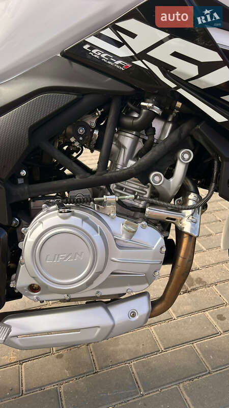 Мотоцикл Без обтікачів (Naked bike) Lifan KP 350 2021 в Тальному фото 16 Мотоцикл Без обтікачів (Naked bike) Lifan KP 350 2021 в Тальному