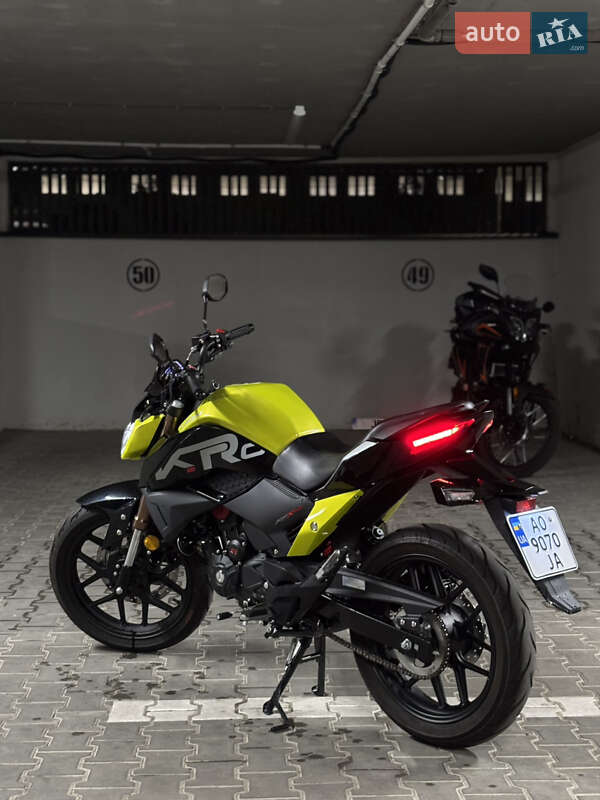 Мотоцикл Без обтекателей (Naked bike) Lifan KPS 200 2024 в Ужгороде фото 3 Мотоцикл Без обтекателей (Naked bike) Lifan KPS 200 2024 в Ужгороде
