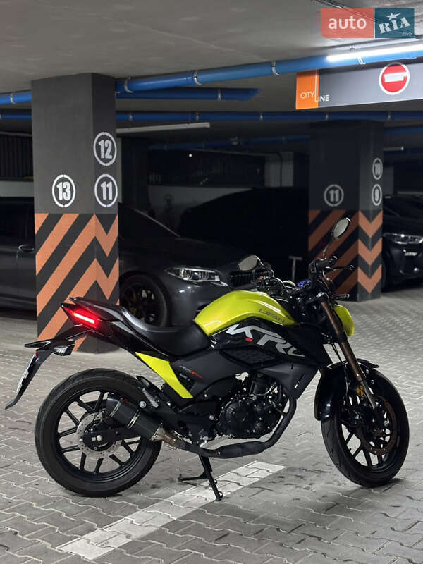 Мотоцикл Без обтекателей (Naked bike) Lifan KPS 200 2024 в Ужгороде фото 6 Мотоцикл Без обтекателей (Naked bike) Lifan KPS 200 2024 в Ужгороде