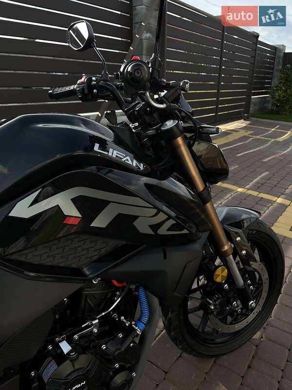 Мотоцикл Классик Lifan KPS 200 2024 в Чорткове