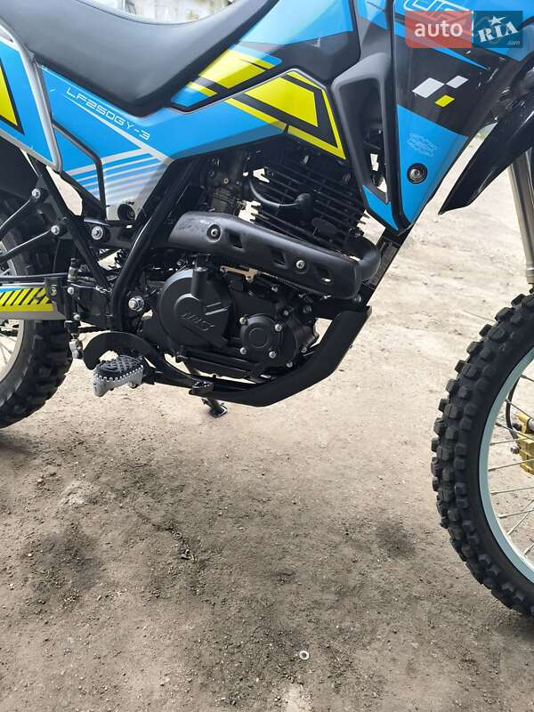 Мотоцикл Внедорожный (Enduro) Lifan KPX 250 2023 в Черкассах