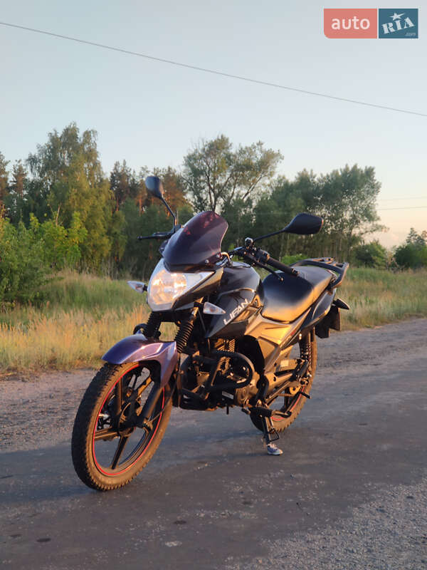 Мотоцикл Классік Lifan LF150-2E 2020 в Нових Санжарах