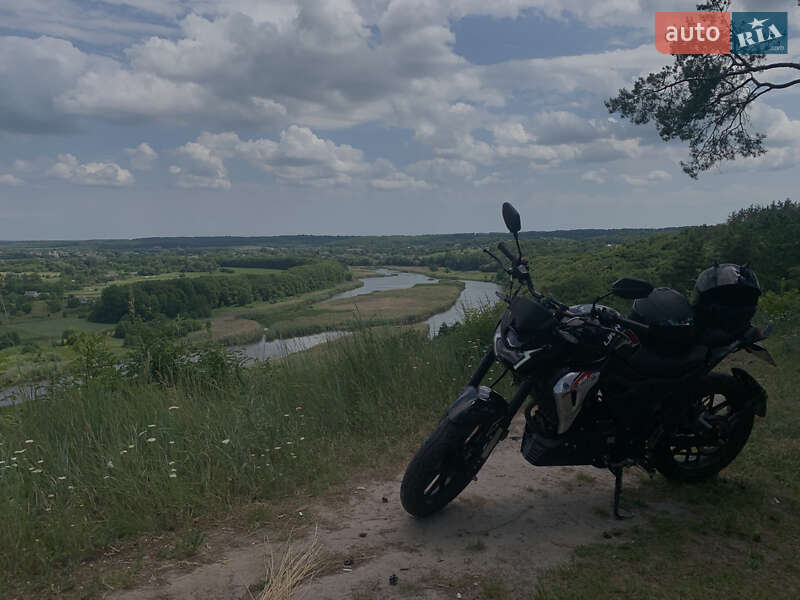 Lifan SR 220 2023