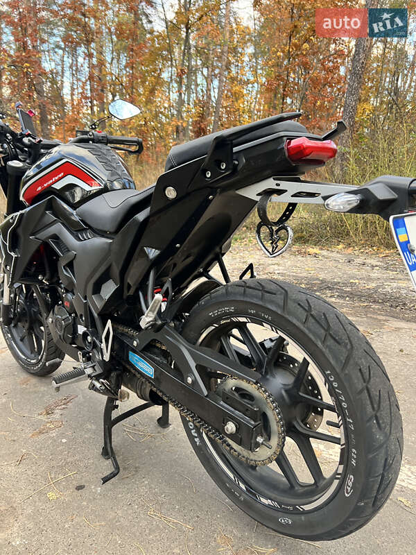 Мотоцикл Без обтекателей (Naked bike) Lifan SR 220 2024 в Белогородке фото 11 Мотоцикл Без обтекателей (Naked bike) Lifan SR 220 2024 в Белогородке