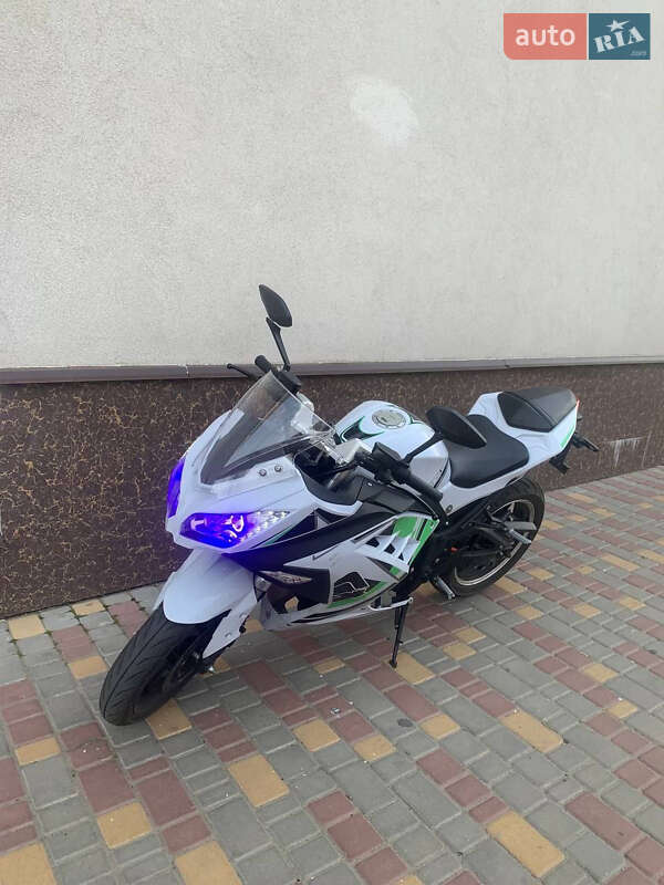 Спортбайк Like.Bike Earth 2023 в Одесі