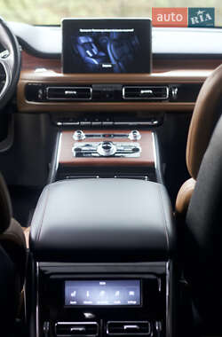 Внедорожник / Кроссовер Lincoln Aviator 2022 в 