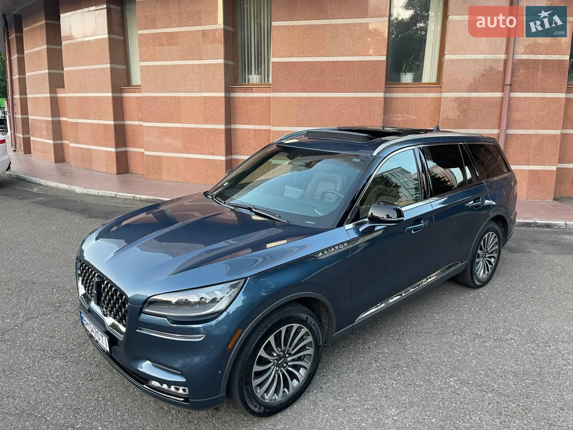 2019 Lincoln Aviator - мініатюра 24