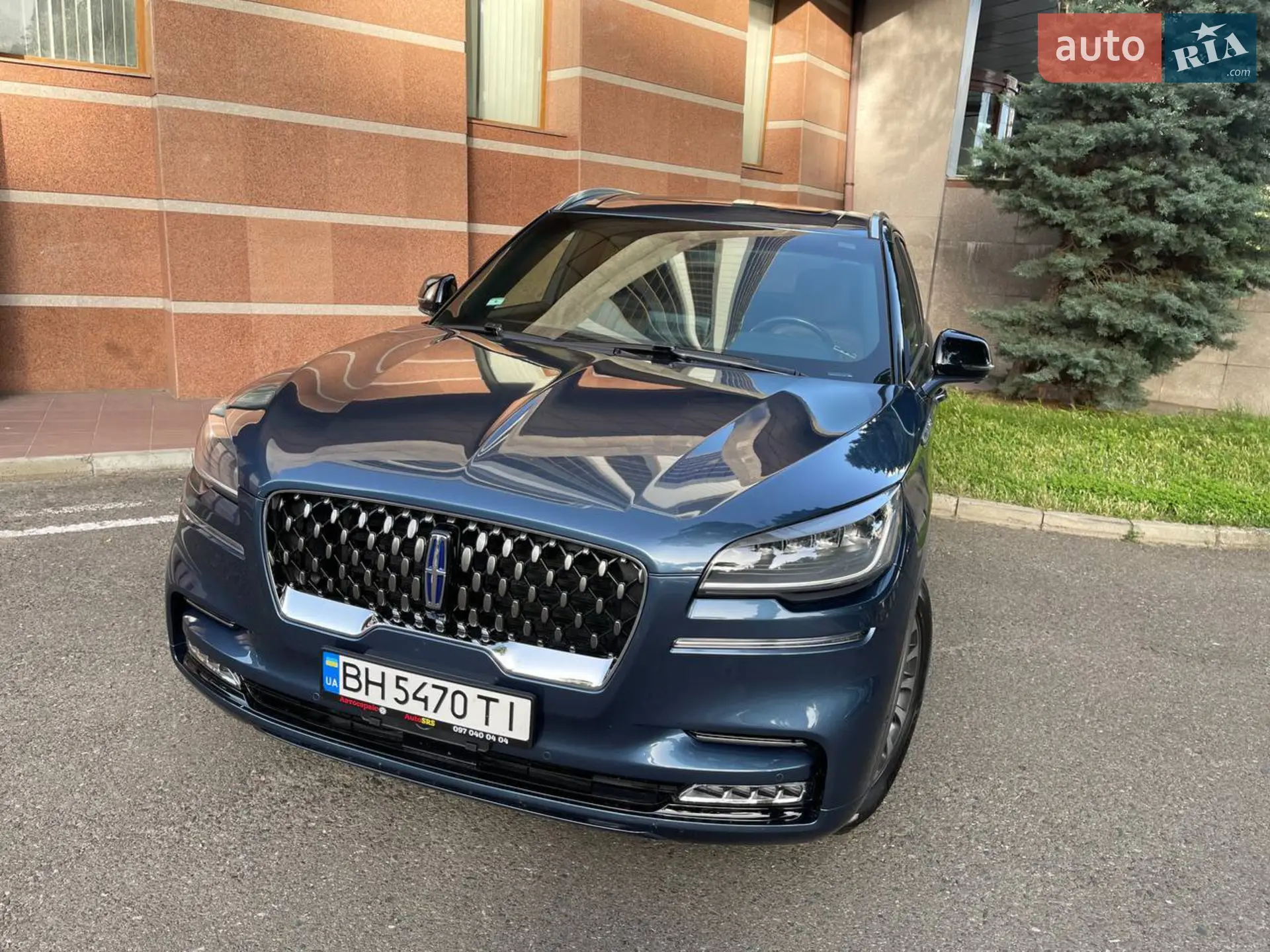 2019 Lincoln Aviator - мініатюра 27