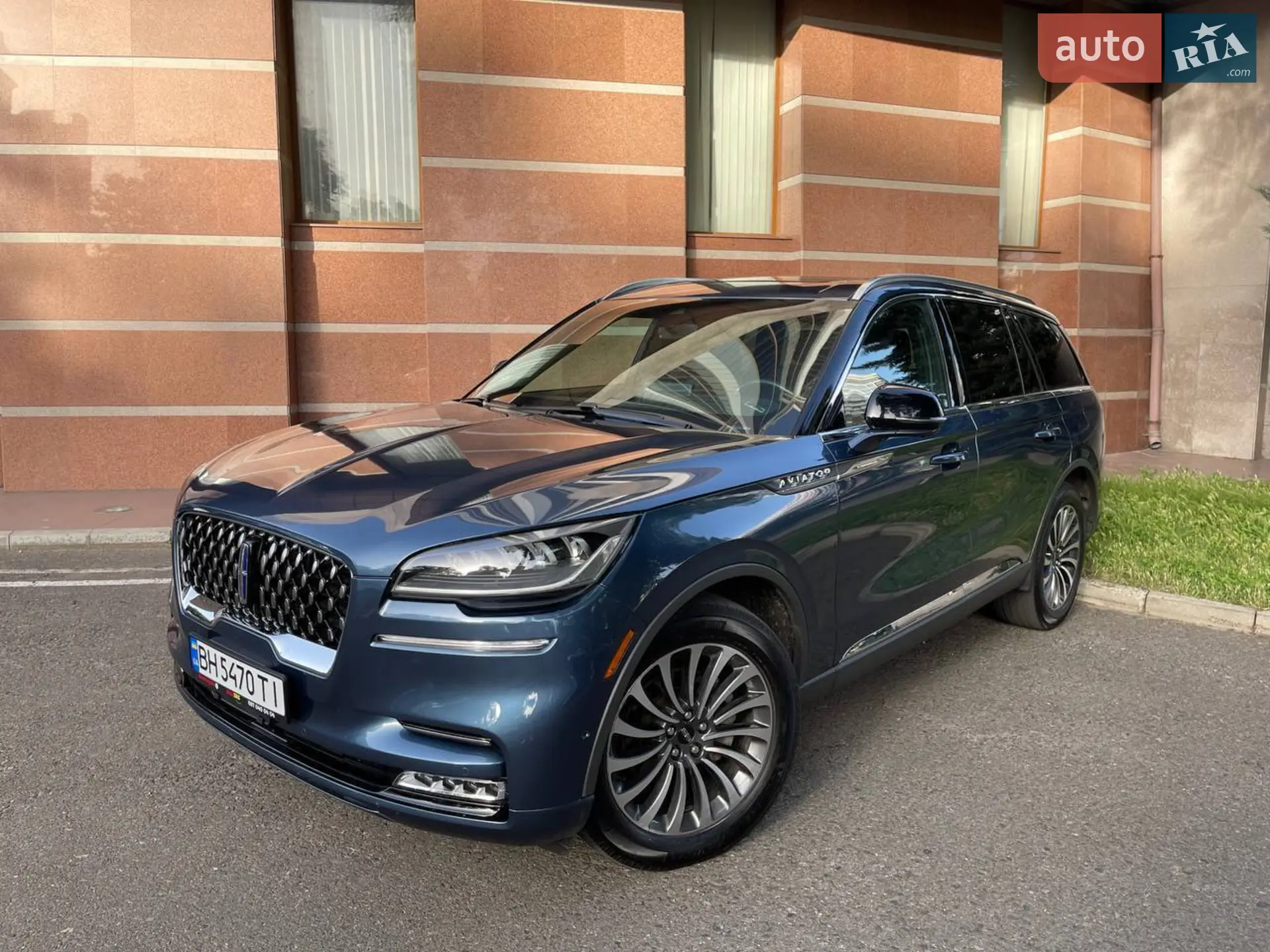 2019 Lincoln Aviator - мініатюра 29