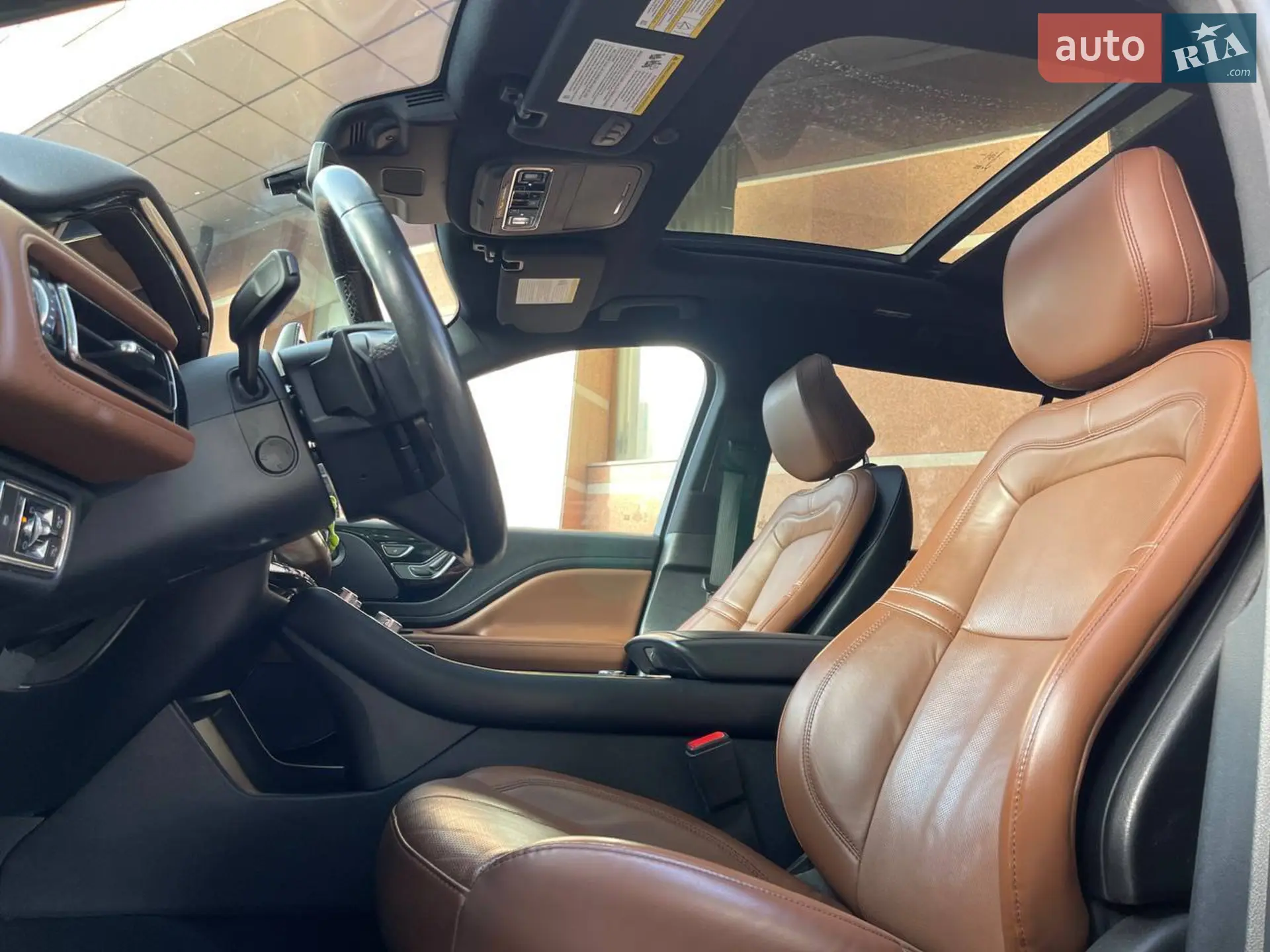 2019 Lincoln Aviator - мініатюра 32