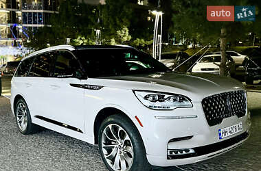 Позашляховик / Кросовер Lincoln Aviator 2020 в 
