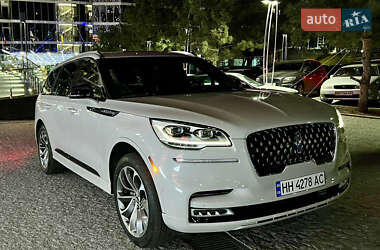 Позашляховик / Кросовер Lincoln Aviator 2020 в 