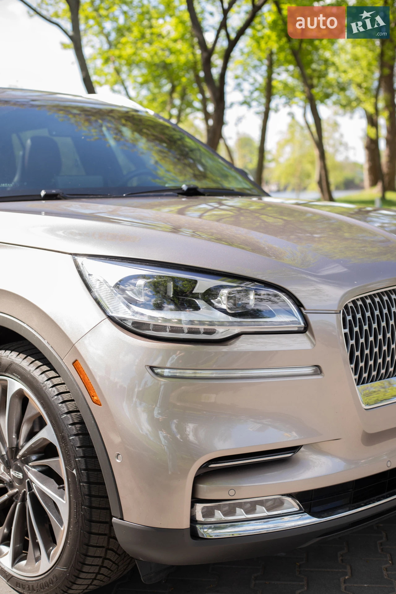2020 Lincoln Aviator - мініатюра 11