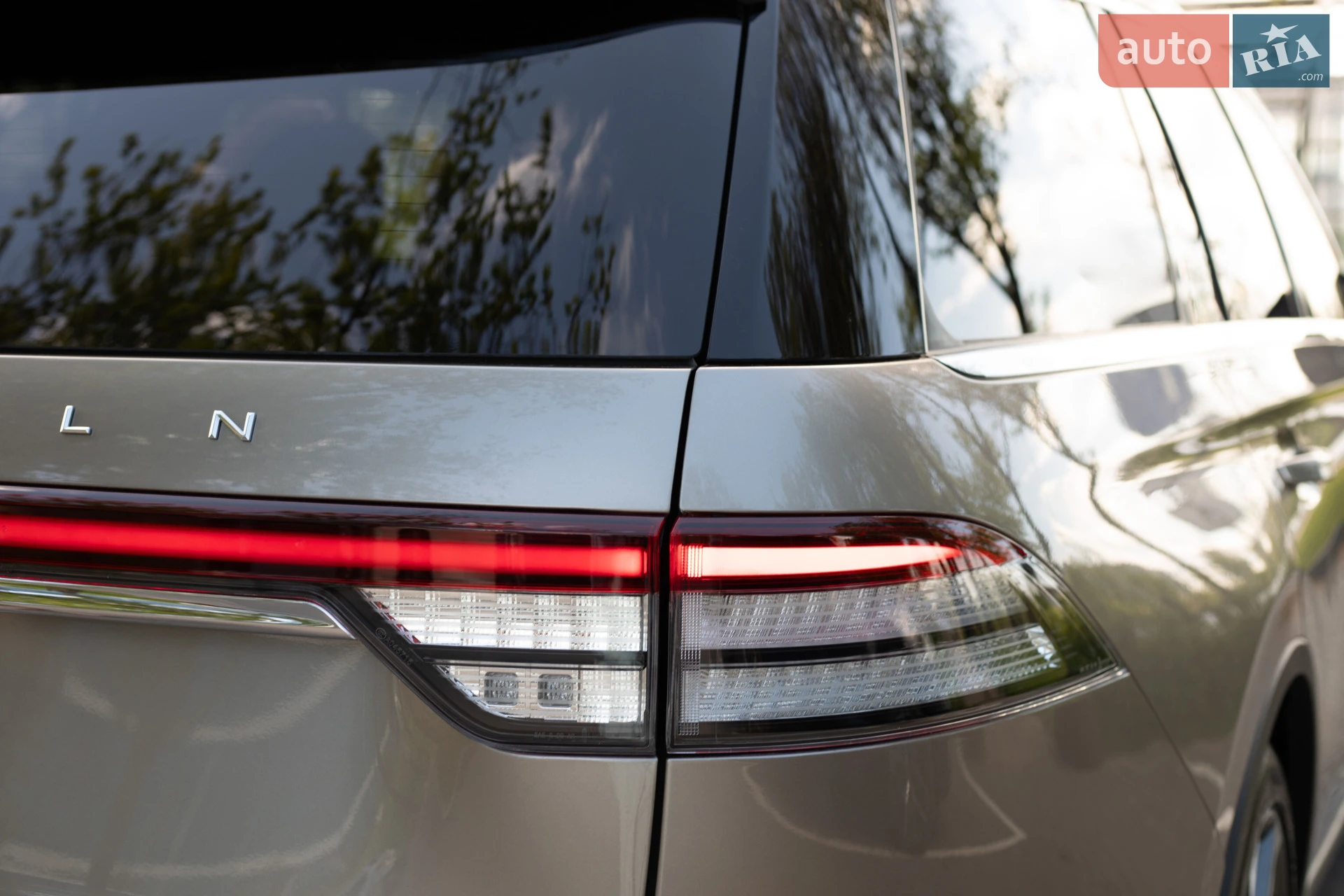 2020 Lincoln Aviator - мініатюра 26