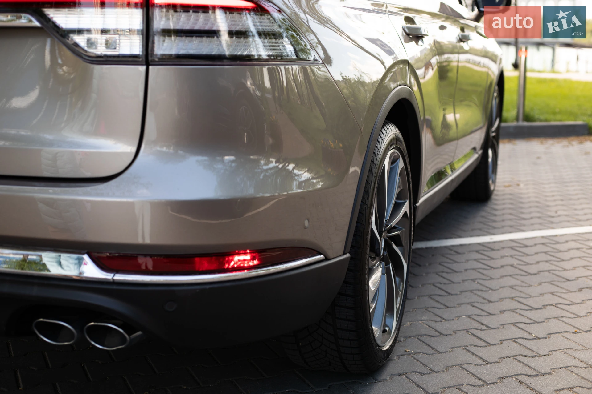 2020 Lincoln Aviator - мініатюра 27