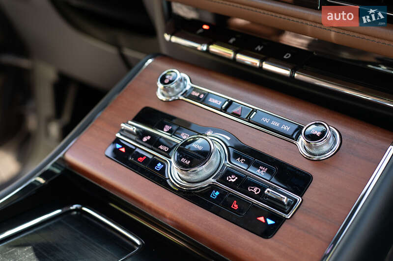 Позашляховик / Кросовер Lincoln Aviator 2020 в Києві