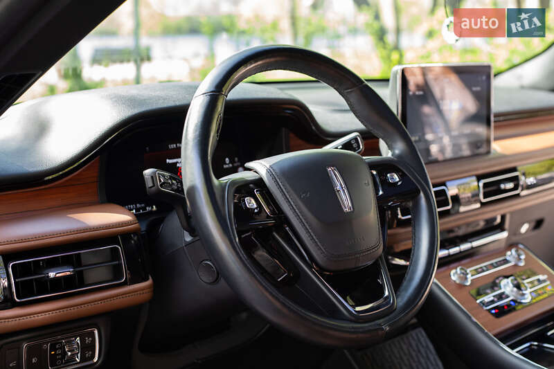 Позашляховик / Кросовер Lincoln Aviator 2020 в Києві