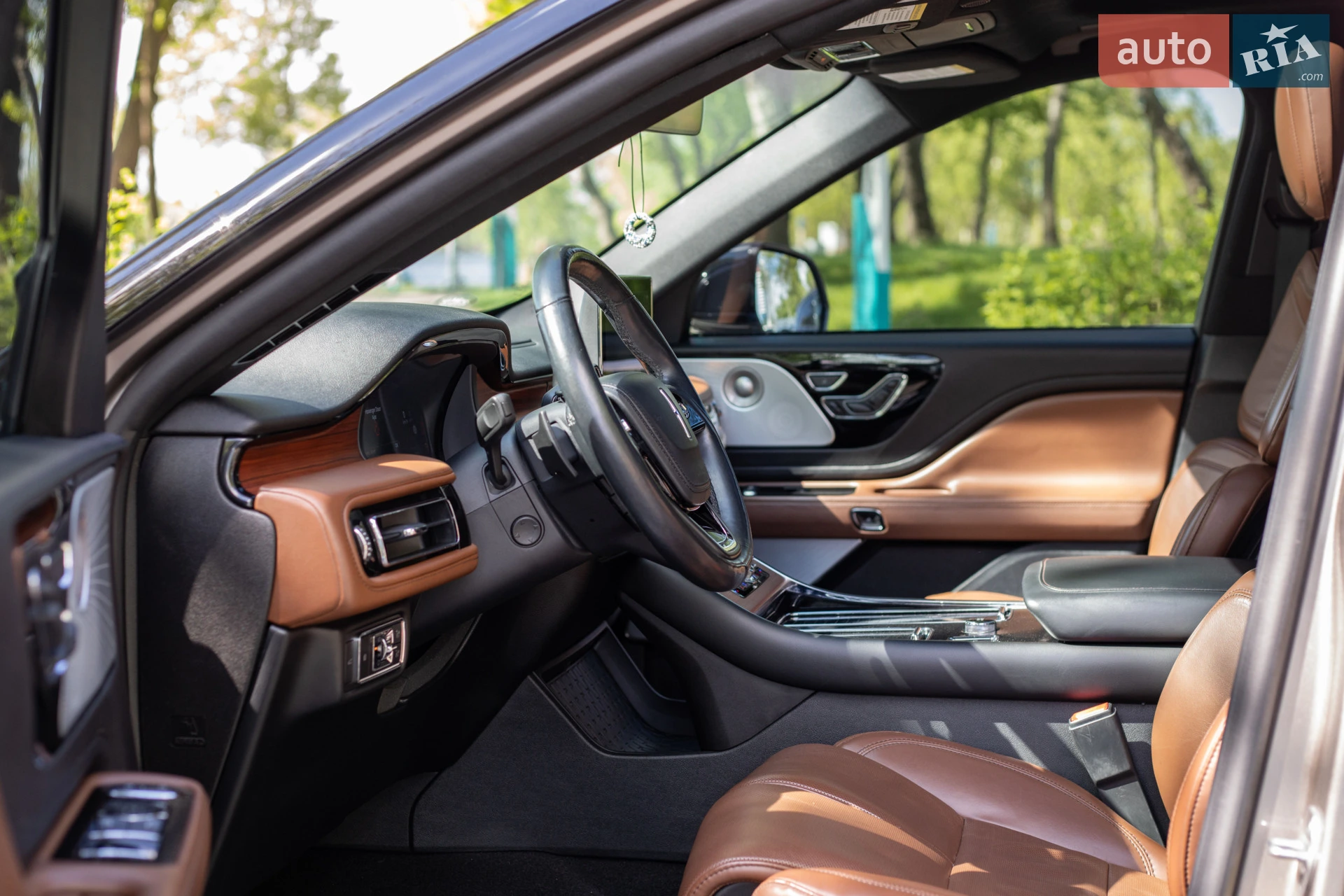 2020 Lincoln Aviator - мініатюра 42