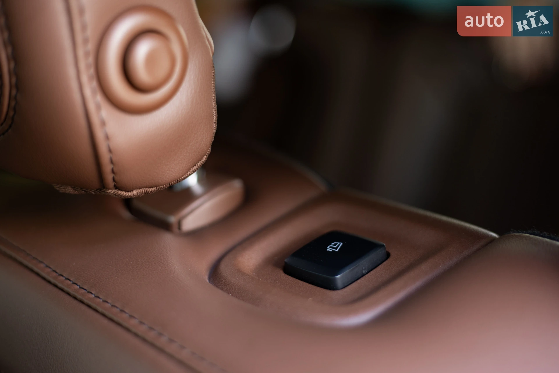 2020 Lincoln Aviator - мініатюра 51