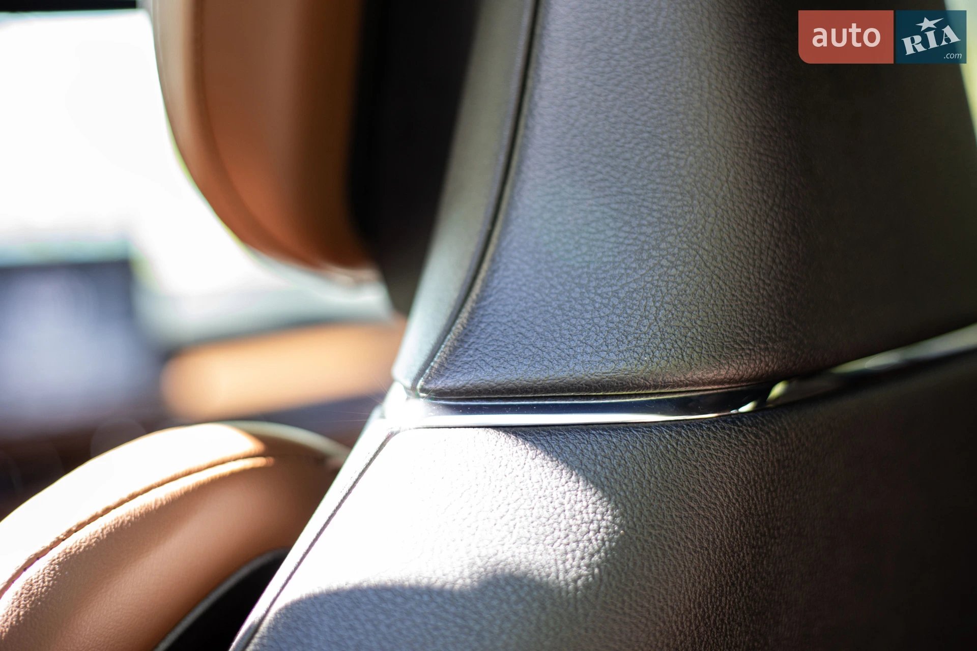 2020 Lincoln Aviator - мініатюра 52