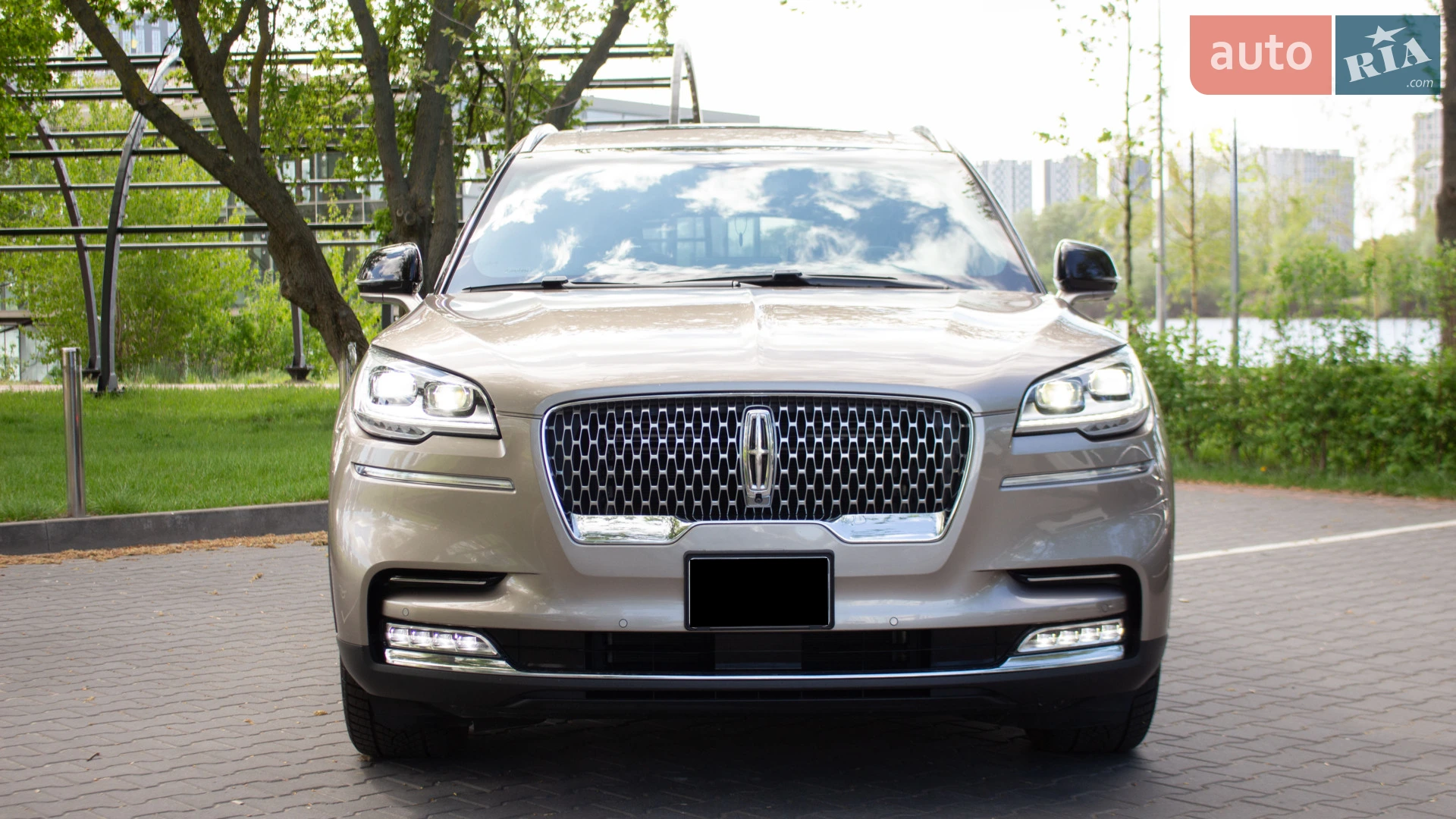 2020 Lincoln Aviator - мініатюра 5
