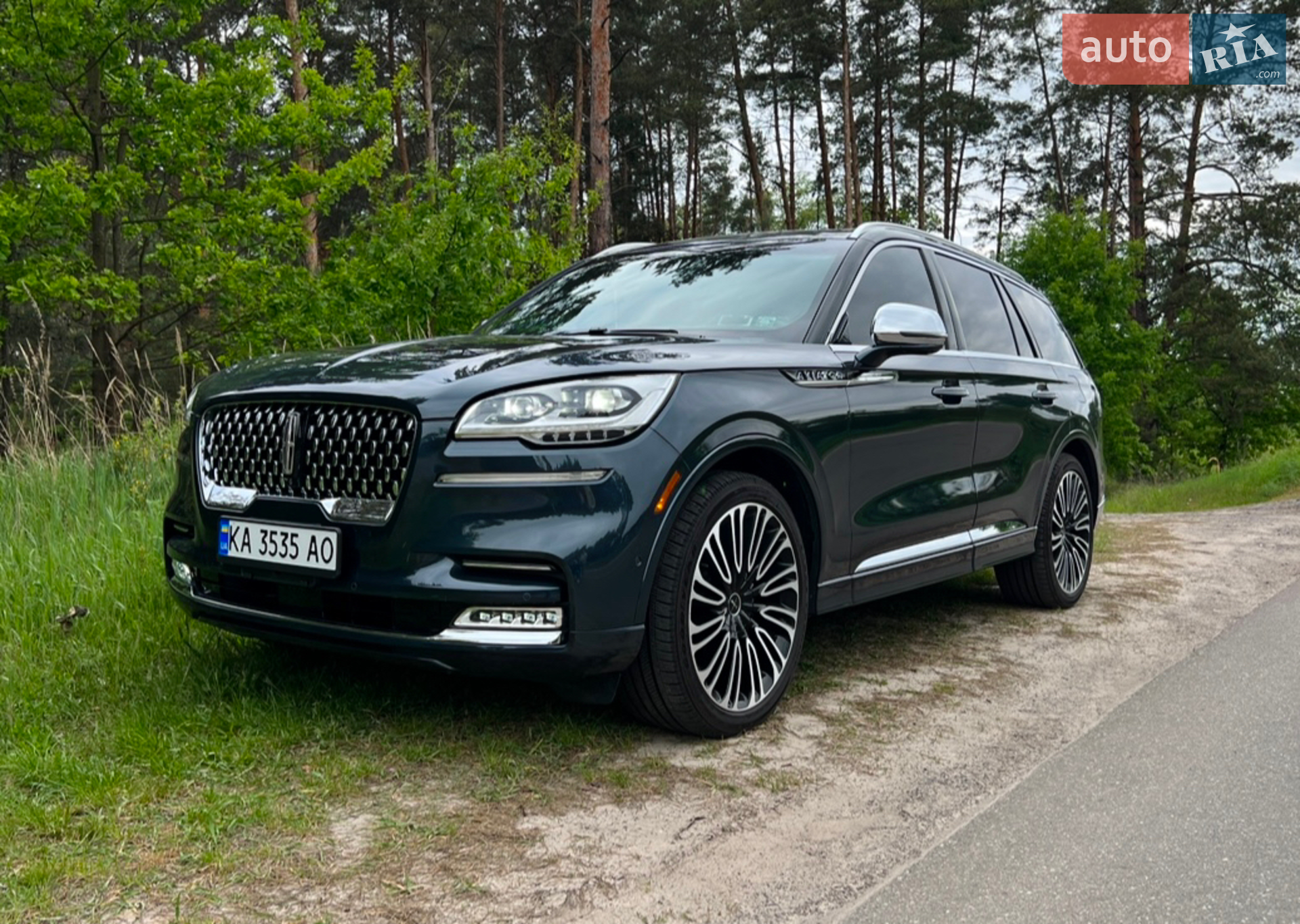 2021 Lincoln Aviator - мініатюра 2