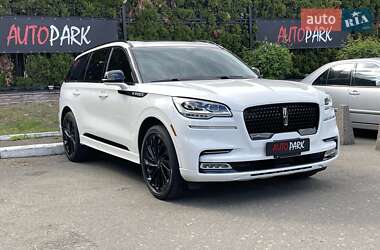 Позашляховик / Кросовер Lincoln Aviator 2022 в 