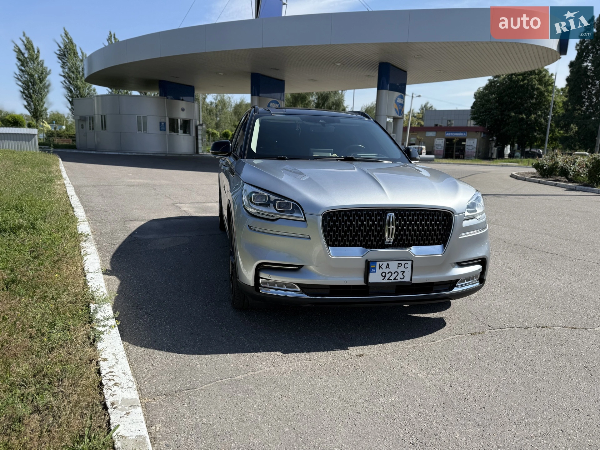 2020 Lincoln Aviator - мініатюра 4