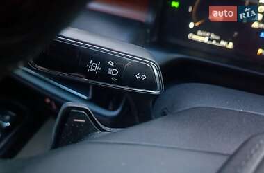 Позашляховик / Кросовер Lincoln Aviator 2023 в 