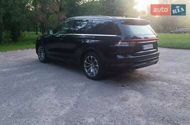 Позашляховик / Кросовер Lincoln Aviator 2023 в 