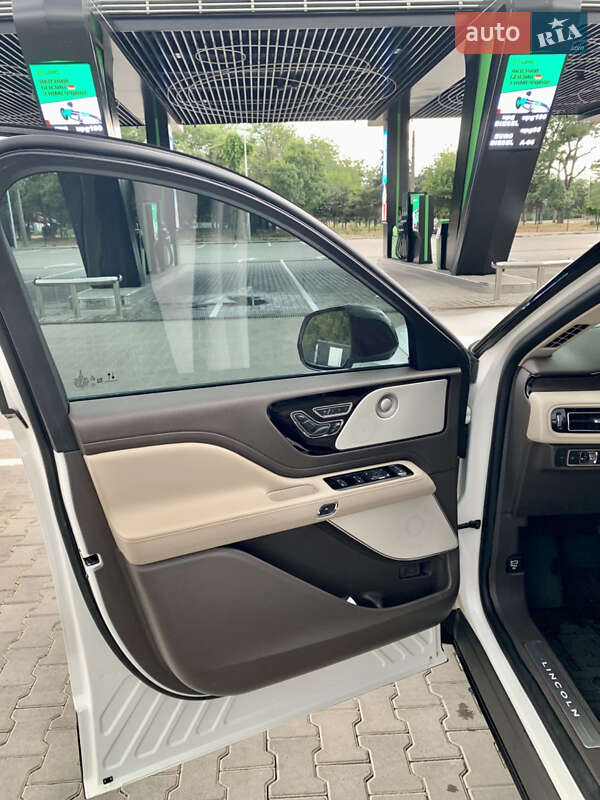 Позашляховик / Кросовер Lincoln Aviator 2022 в Києві