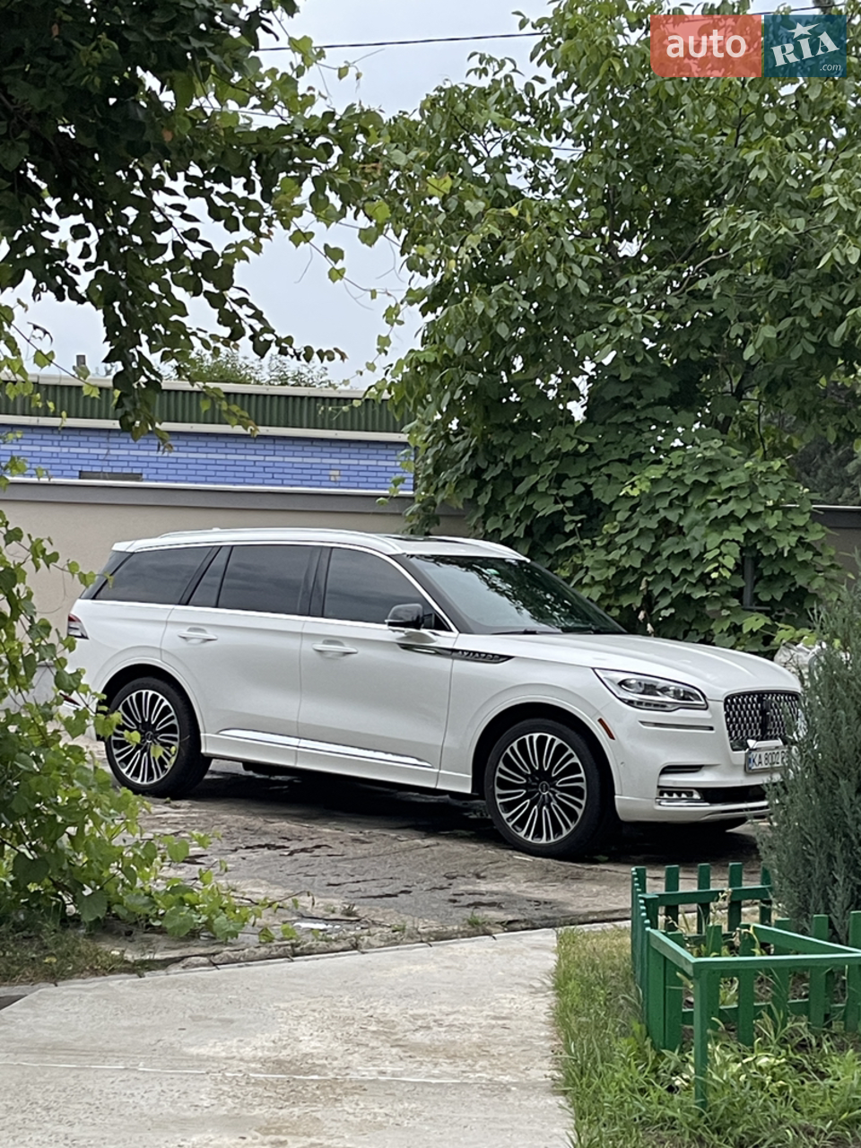 2022 Lincoln Aviator - мініатюра 16