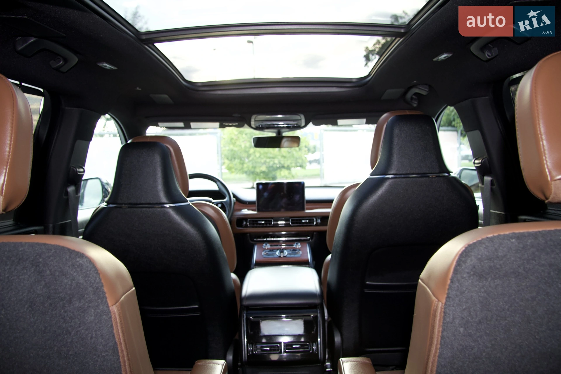2022 Lincoln Aviator - мініатюра 21