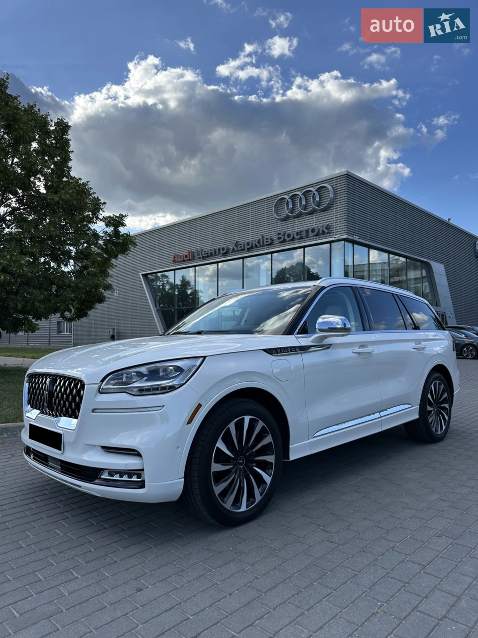 2020 Lincoln Aviator - мініатюра 77